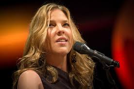 Merry Xmas – Darlene & Diana